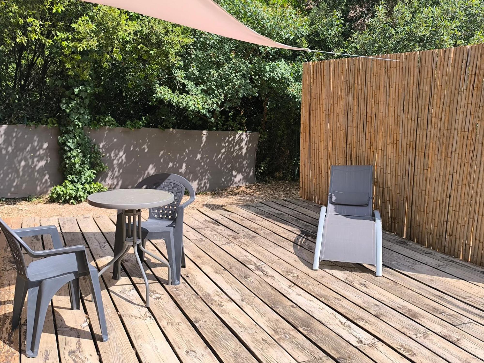 Chalet Le De La Terre Neuve Signes