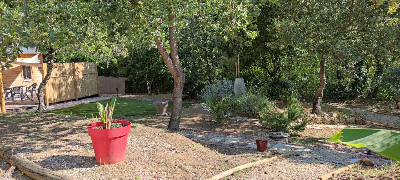 Le De La Terre Neuve Chalet Signes